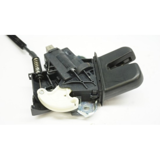 2008 2009 2010 2011 2012 Audi S5 Trunk Latch / Lock Mechanisim OEM