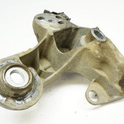 2006-2008 AUDI A4 2.0T Passenger Engine Mount Bracket 8E0199352N