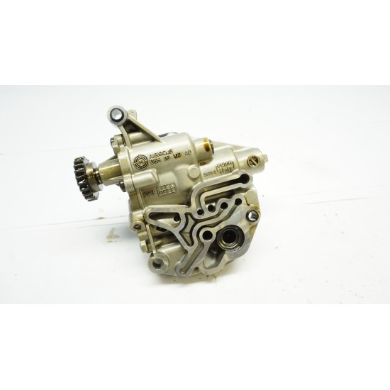 2016-2018 AUDI A6 2.0T Engine Oil Pump 06H115105GD