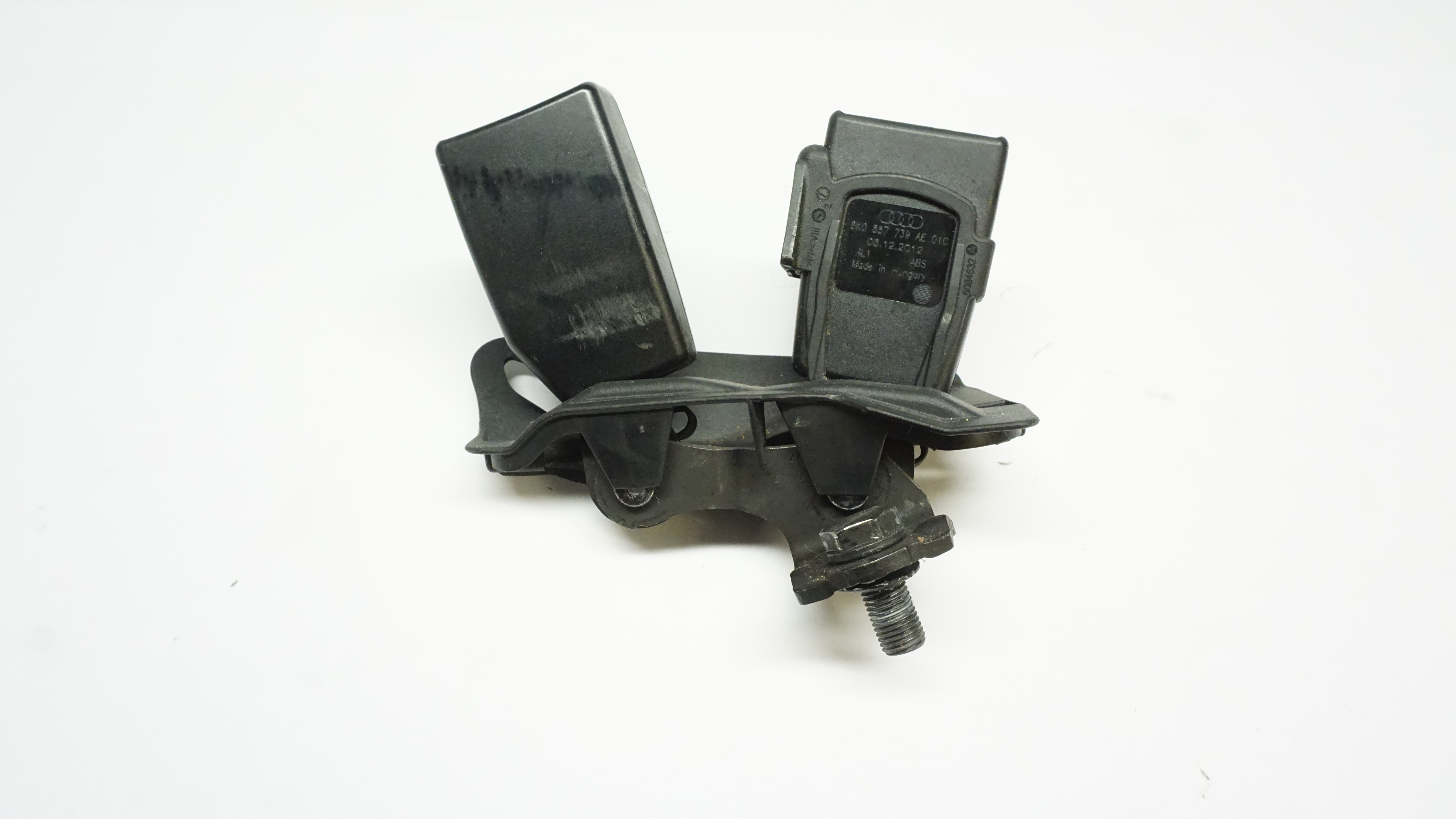 2013-2016 AUDI ALLROAD REAR SEAT BELT BUCKLE OEM