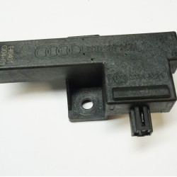 AUDI A6 A7 A8 Keyless Entry Detector 8K0 907 247