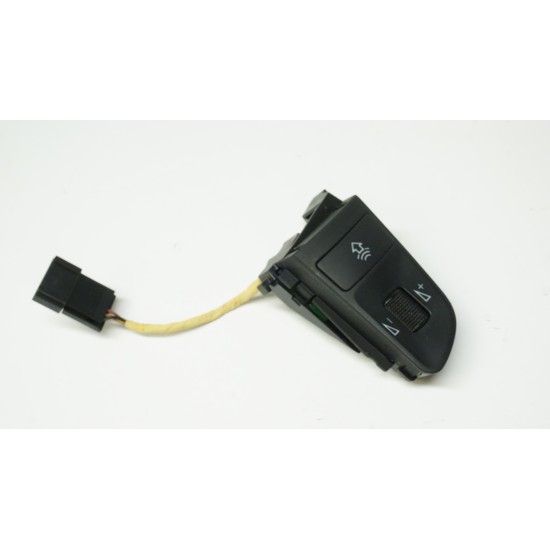 2005-2008 AUDI B7 A4 Steering Wheel Volume Control Switch 4F0951527F