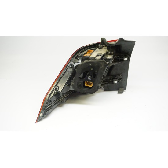 2019-2021 Volkswagen Tiguan Right Brake Light Tail Lamp Genuine OEM