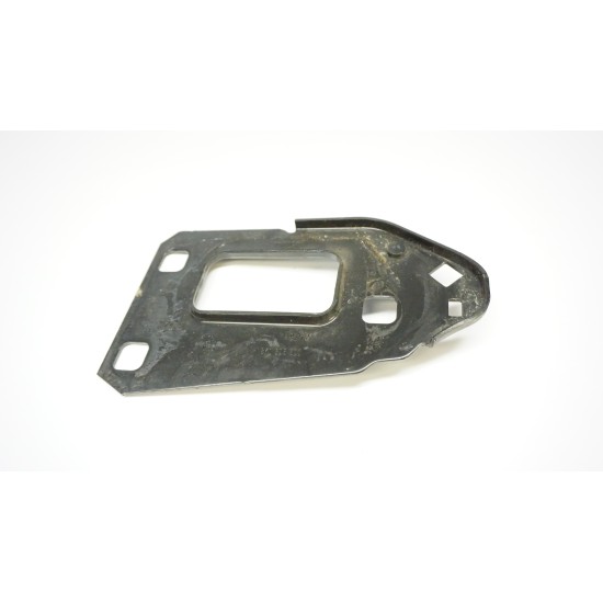 2009-2016 Audi A4 A5 RIGHT Radiator Support Bracket 8K0805500