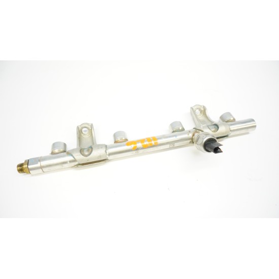 2018-2021 Volkswagen Tiguan Fuel Rail 06L133317L