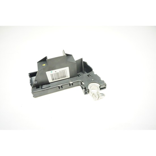 2013-2018 Audi S7 Positive Battery Power Supply Terminal 8J0915459