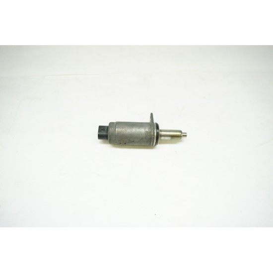 2013-2018 AUDI S7 Camshaft Adjustment Solenoid 06E103697G