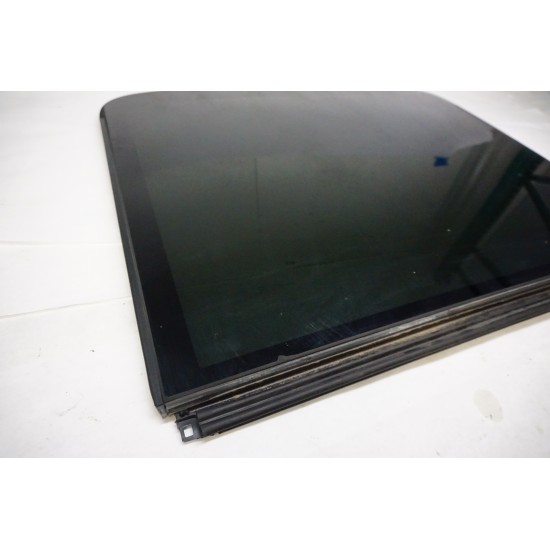 2009 2010 2011 2012 AUDI Q5 Rearward Sunroof / Moon Roof Glass 5N08770569