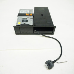 2009-2017 B8 AUDI A4 A5 Q5 AMI Multi Media Audio Interface IPOD 8T0035785A