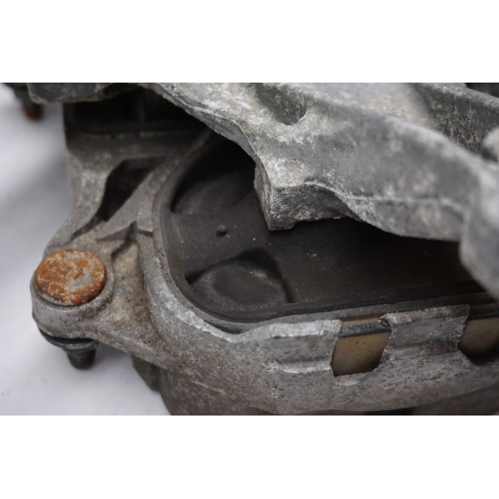Audi RS7 Transmission Mount 4G0399153A