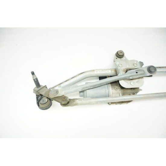 2015-2018 AUDI A3 Sedan Front Windshield Wiper Motor Linkage 8V1955023C