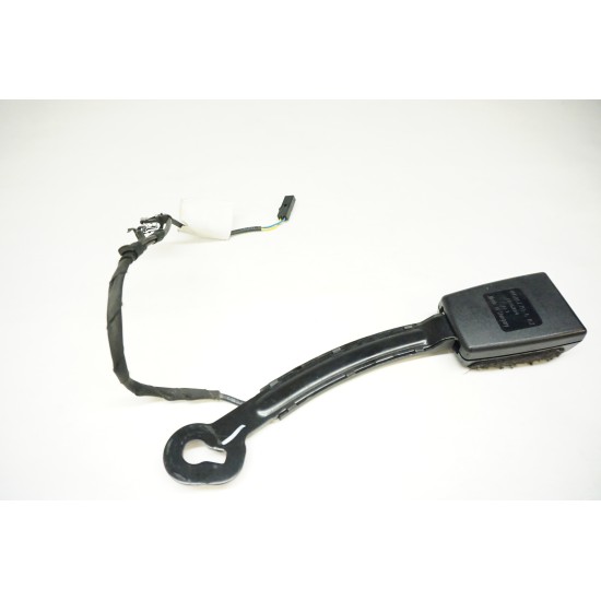 8V AUDI A3 Driver Seat Belt Buckle Receiver Left Front 8V0857755G