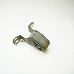2014-2018 AUDI RS7 Middle Exhaust Hanger Bracket 8K0253144F