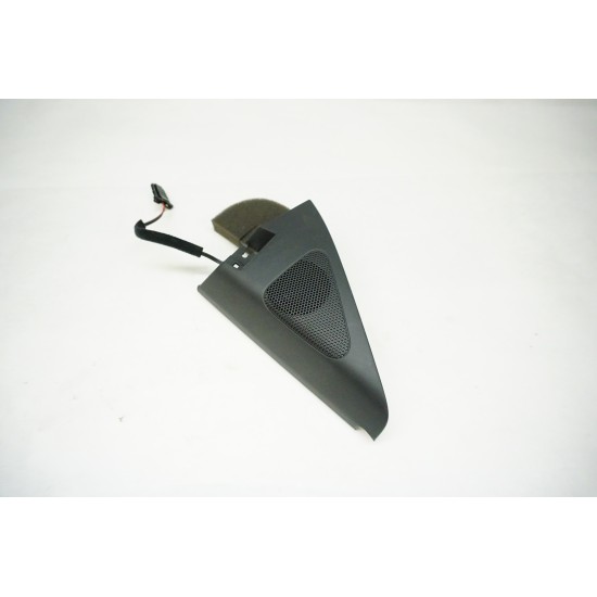 Volkswagen Tiguan - FRONT DOOR Tweeter Speaker Cover - RIGHT 09-17