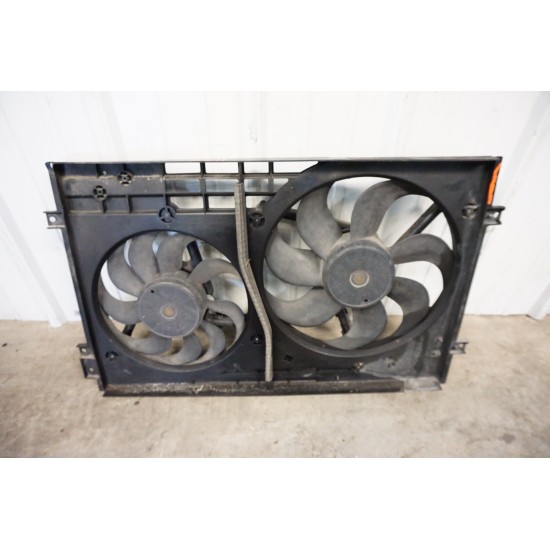 2000-2006 Audi TT 1.8T Radiator Electric Cooling Fan Assembly 1J0121205B