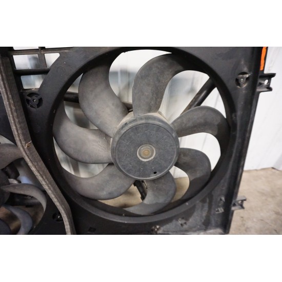 2000-2006 Audi TT 1.8T Radiator Electric Cooling Fan Assembly 1J0121205B