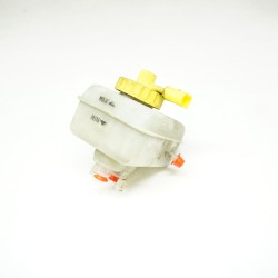 2000-2006 Audi TT Brake Fluid Reservoir 1J1611301