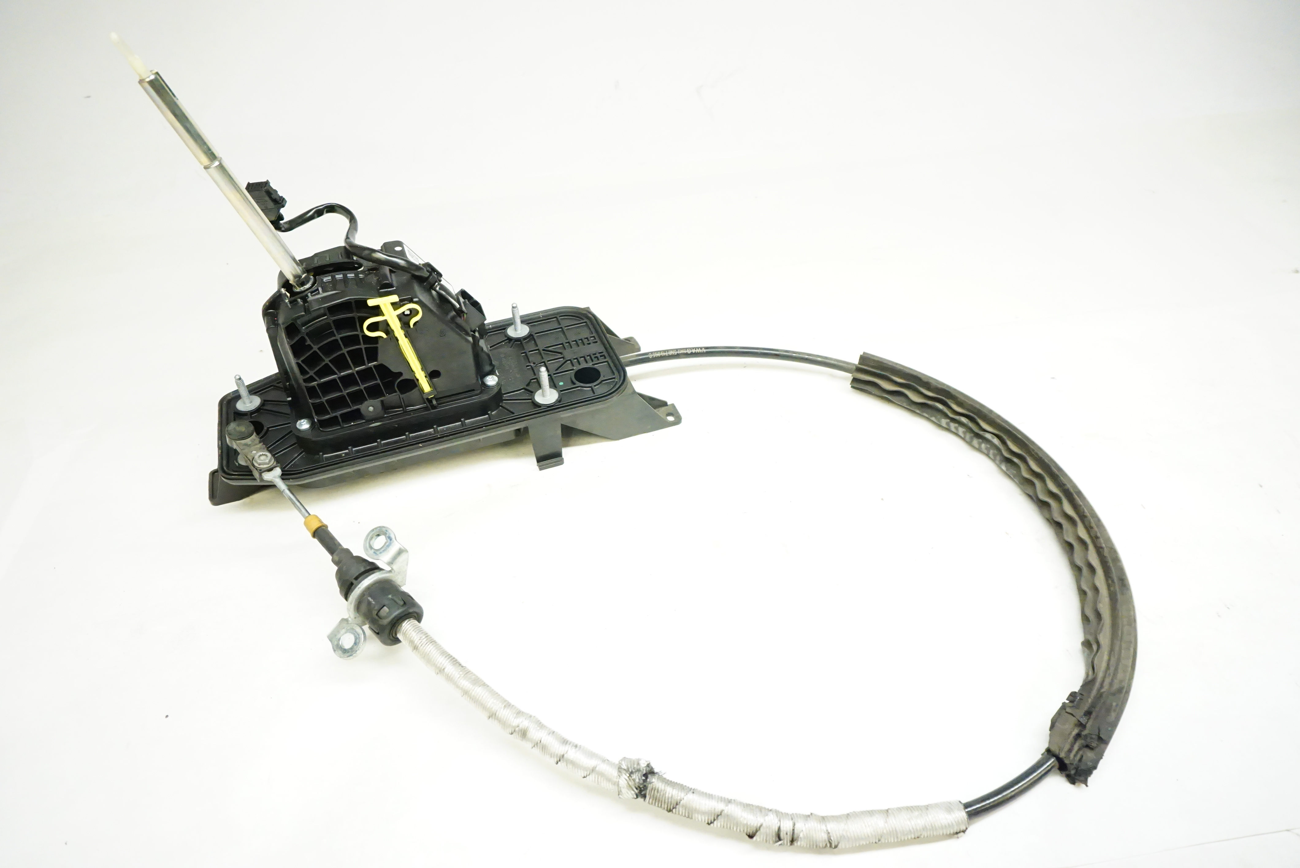 アクセサリー Audi UTR2.0 Audi ユニバーサルトラフィックレコーダー > 新商品 > 純正