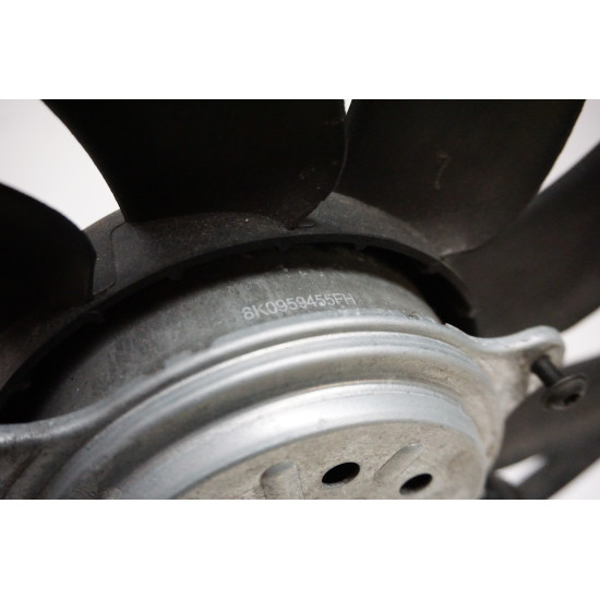 2015-2018 AUDI Q3 2.0T RIGHT COOLING FAN 200 W 8K0959455Q