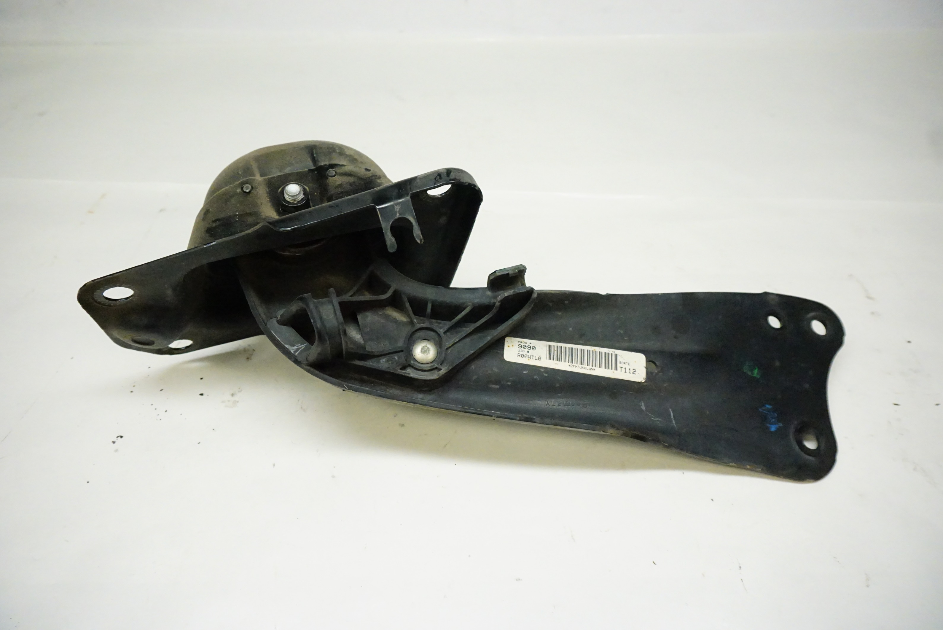 12-18 Volkswagen Beetle Jetta - RIGHT Trailing Control Arm 1K0505224K
