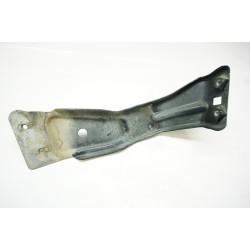 2011-2018 VOLKSWAGEN JETTA - Driver Fender Support Bracket 5C6821137