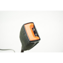 12-17 VOLKSWAGEN BEETLE PASSENGER SEAT BELT BUCKLE RECEIVER 561857756H