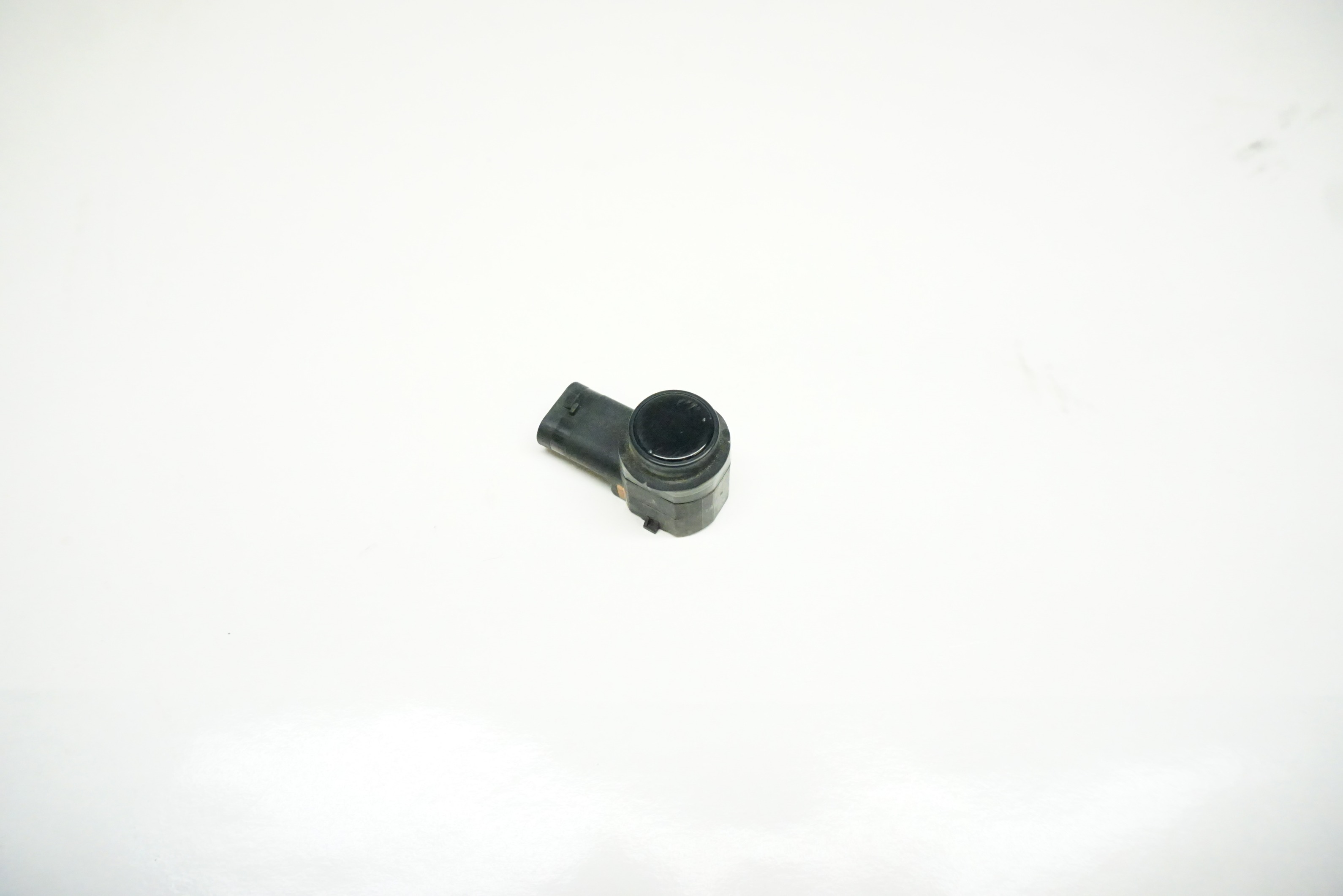 AUDI FRONT BUMPER GRILLE PARKING SENSOR 1S0919275