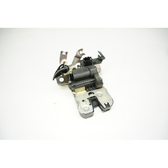 B9 AUDI A4 A5 S4 S5 Trunk Lid Latch Actuator 8W0827503 OEM 17-20