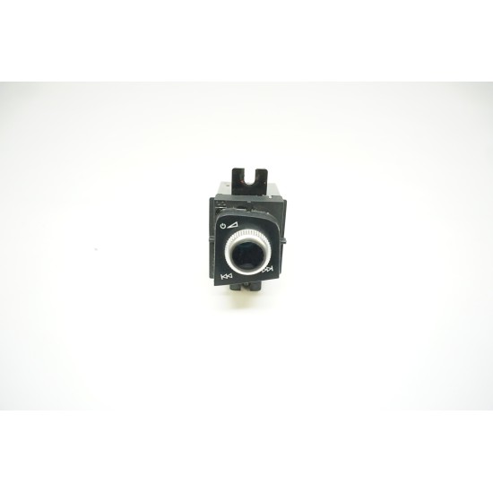 B9 AUDI A4 RADIO AUDIO VOLUME CONTROL KNOB 8W1919616 17-19