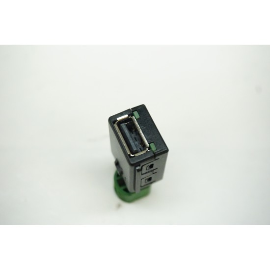 AUDI Volkswagen Aux / USB Interface 5Q0035726