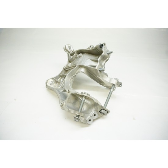 18 - 20 AUDI SQ5 Passenger Front Subframe Engine Mount Support Bracket 80A399296R