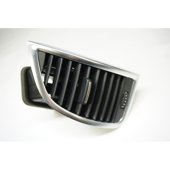 AUDI Q7 Passenger Side Right Dash Heat AC Vent 4L0820902T 07-15