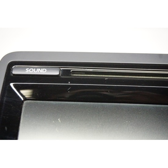 2012-2015 Volkswagen Passat Radio Receiver 1K0035164D