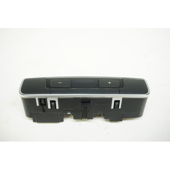 2017-2020 AUDI A4 Rear Occupants Heater / Air Conditioning Controller 8W0919158