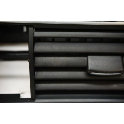 VOLKSWAGEN PASSAT CENTER DASH AIR VENT 561-819-728