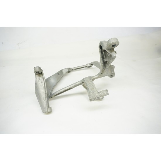 2004 - 2008 Audi A8 A8L Air Suspension Compressor Bracket