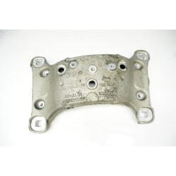D3 Audi A8 Automatic Transmission Brace Mount 4E0399231N