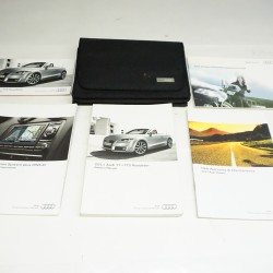 2011 Audi TT Owners Manual Books and Cover 1125618J921