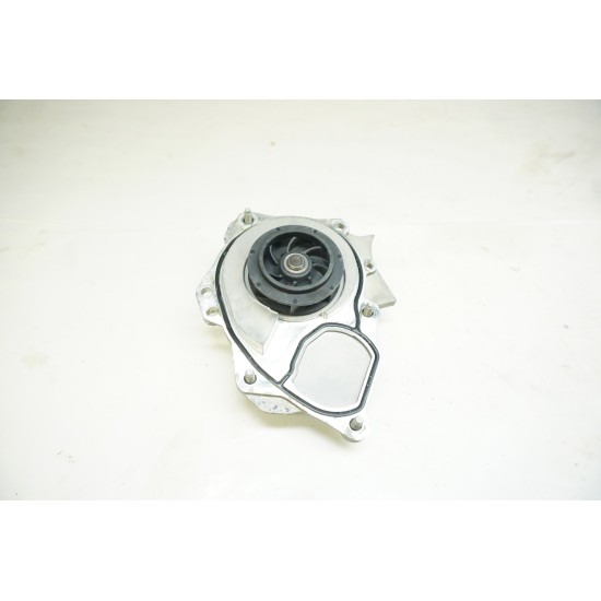 2017-2019 Golf Alltrack Coolant Pump 06K121011C