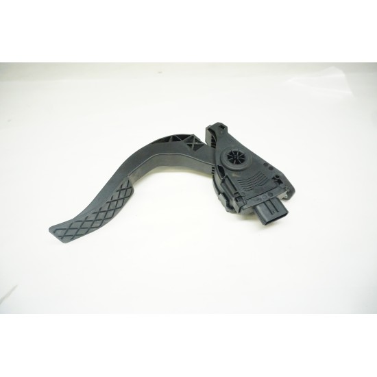 B8.5 AUDI RS5 Accelerator Gas Pedal Sensor 4F1-723-523-D OEM