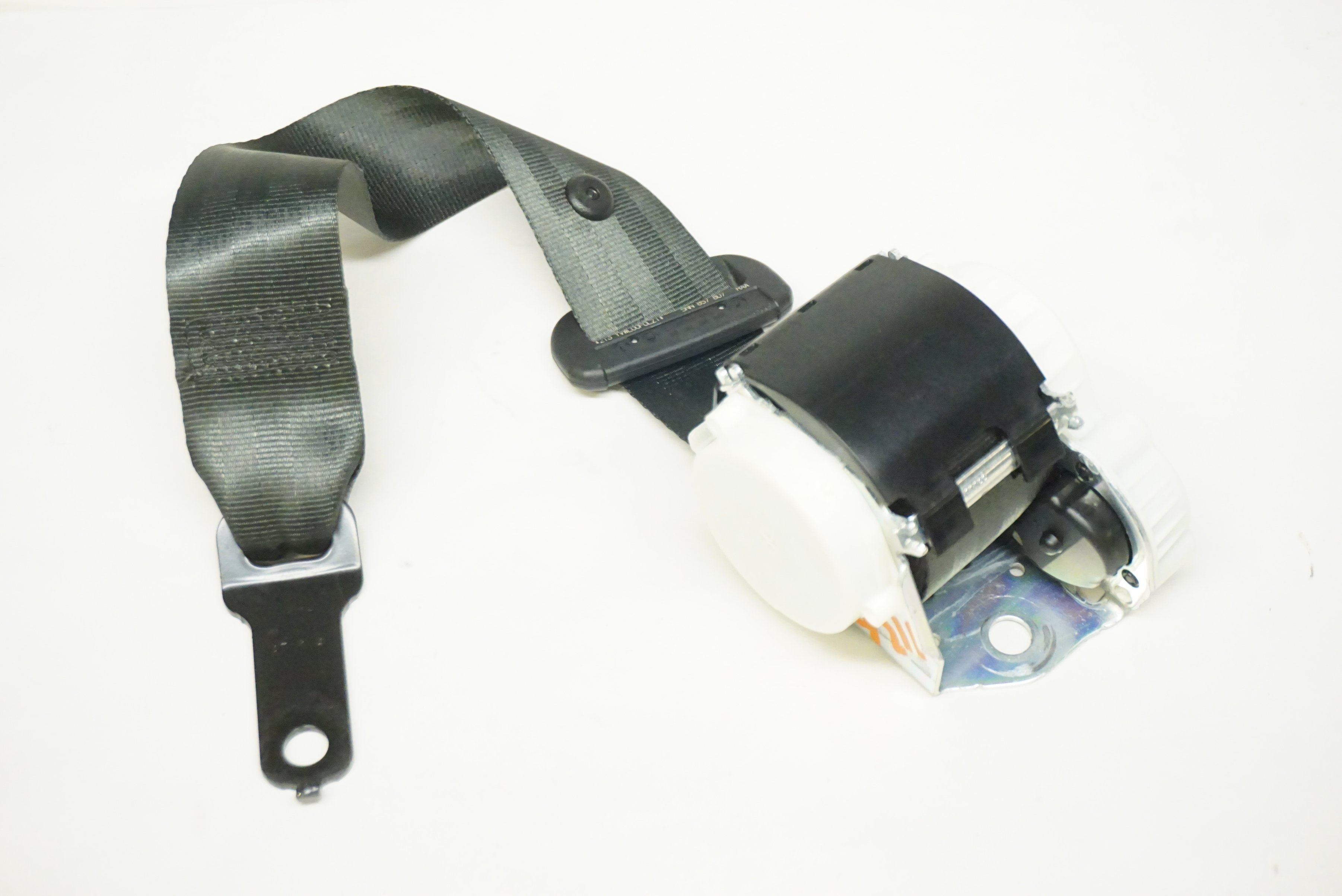 18-22 Volkswagen Tiguan Rear Center Seat Belt Retractor 5NN-857-807