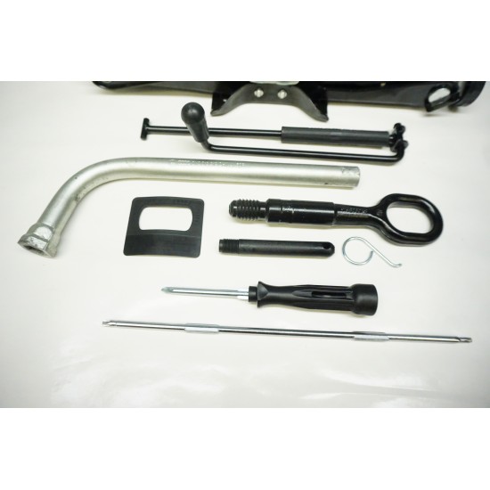 Audi S4 S5 A4 A5 Roadside Jack and Tool Set 8K0011031M 2009-2016