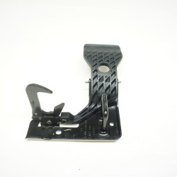 2009-2013 Audi A3 Hood Latch Safety Catch Bracket 8P0823480B