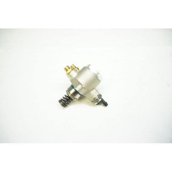 2013-2015 AUDI RS5 High Pressure Fuel Pump 079127025AD OEM