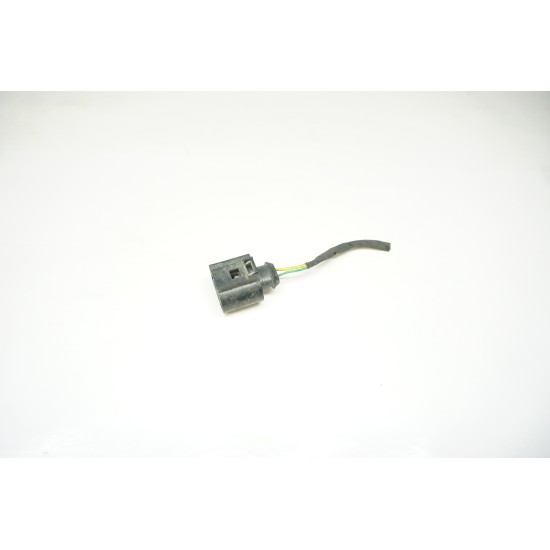 Audi Volkswagen Porsche Pig Tail Plug 8P0973722