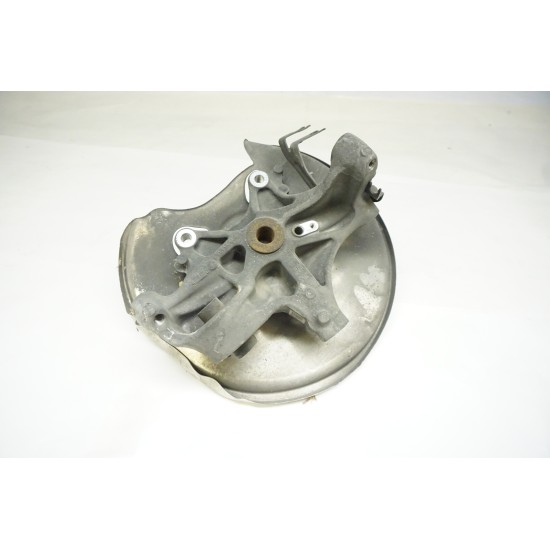 B9 AUDI A4 FWD RIGHT Rear Suspension Knuckle Bearing Housing 8W0505460C