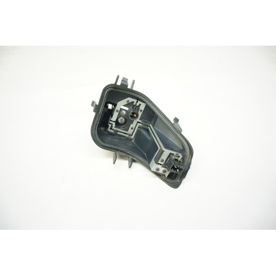 2010-2014 Volkswagen Right Quarter Light Bulb Socket 5K0945258