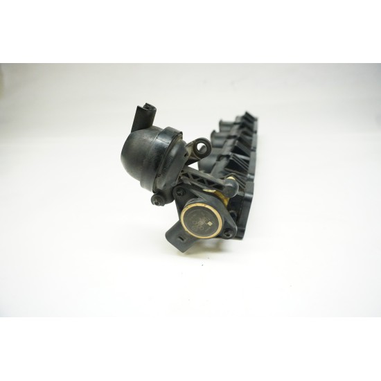 2008-2012 AUDI S5 4.2L V8 Intake Manifold Runner - RIGHT 079133110AH