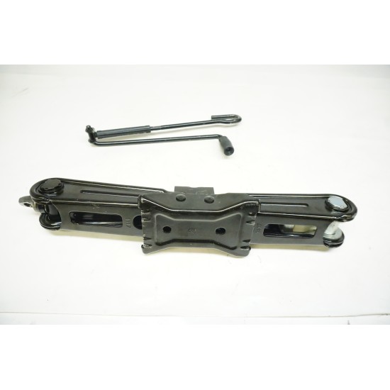 2017-2020 Audi A4 Roadside Jack 8W0011031D