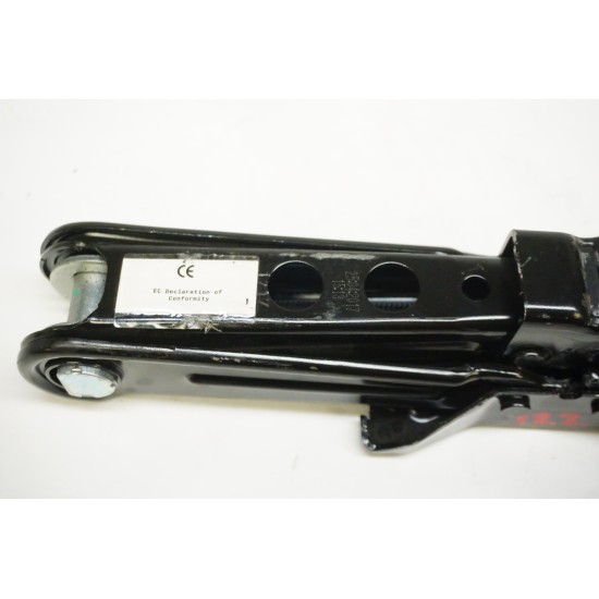 2017-2020 Audi A4 Roadside Jack 8W0011031D